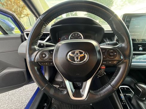 Used 2020 Toyota Corolla SE FWD image 19