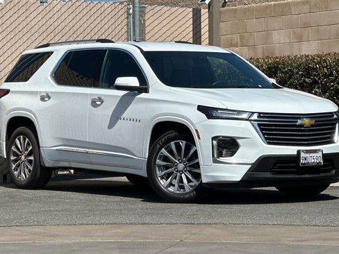 Certified 2022 Chevrolet Traverse Premier AWD/4WD image 2