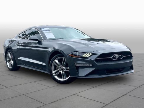 Used 2019 Ford Mustang Premium w/ Equipment Group 201A RWD image 3