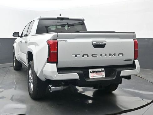 Used 2026 Toyota Tacoma Limited image 4