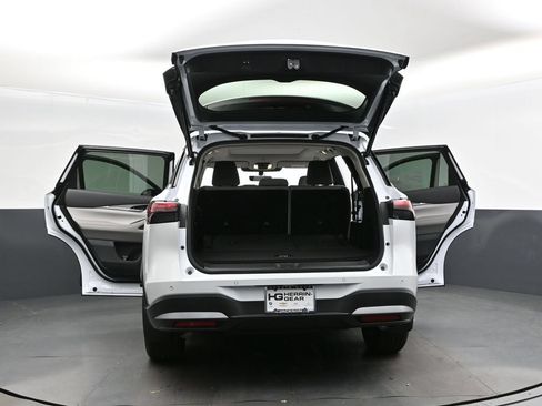 Used 2026 INFINITI QX60 Pure w/ Cargo Package FWD image 50