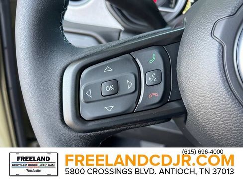 New 2025 Jeep Gladiator Sport AWD/4WD image 10