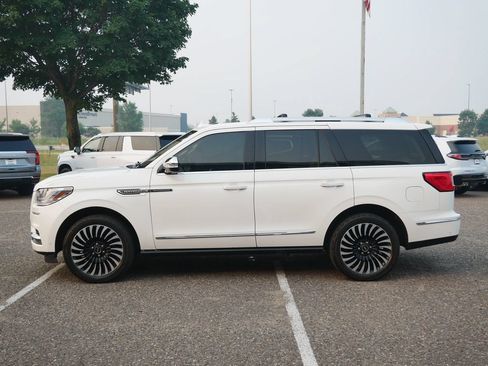 Used 2020 Lincoln Navigator Black Label w/ Cargo Convenience Package AWD/4WD image 6