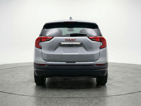 Used 2024 GMC Terrain SLE FWD image 7