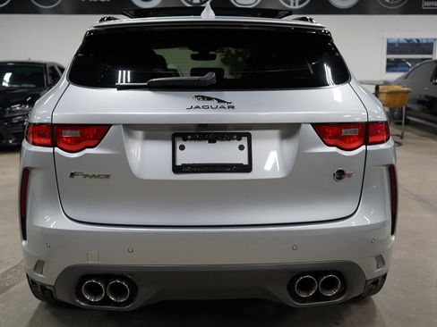 Used 2019 Jaguar F-PACE SVR AWD/4WD image 4