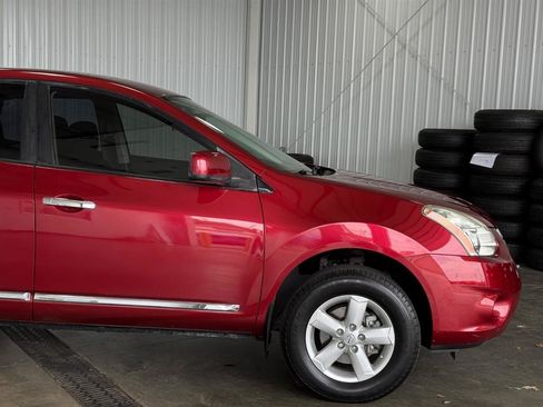 Used 2013 Nissan Rogue S w/ Special Edition Pkg AWD/4WD image 40