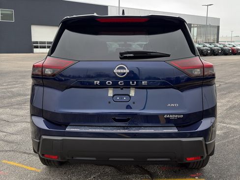 New 2026 Nissan Rogue SV AWD/4WD image 7