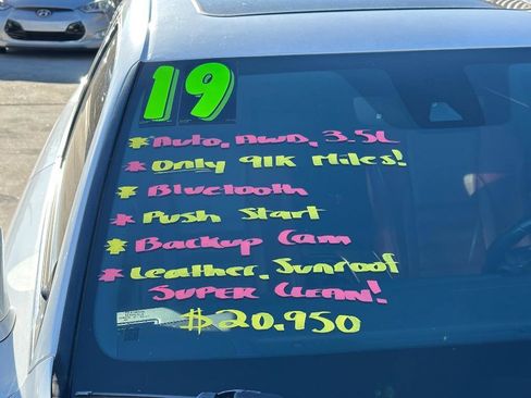 Used 2019 Lexus IS 300 AWD image 2