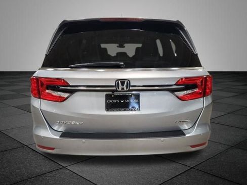 Used 2024 Honda Odyssey Touring image 4
