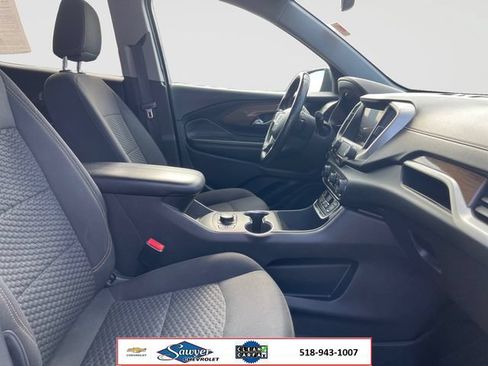 Used 2021 GMC Terrain SLE w/ Driver Convenience Package AWD/4WD image 16