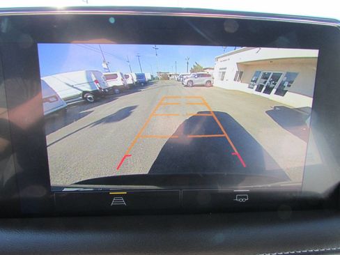 Used 2023 Chevrolet Suburban LT image 26