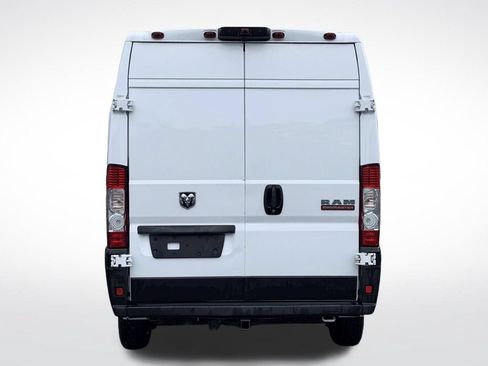 Used 2021 RAM ProMaster 2500 w/ Interior LED Lighting Group FWD image 8