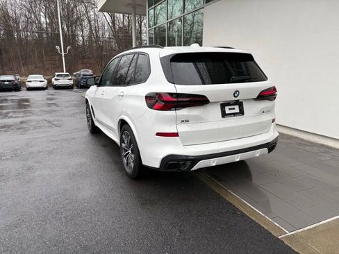New 2026 BMW X5 M60i w/ Climate Comfort Package image 3