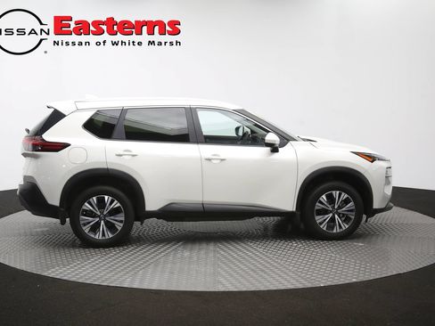 Used 2023 Nissan Rogue SV AWD/4WD image 39