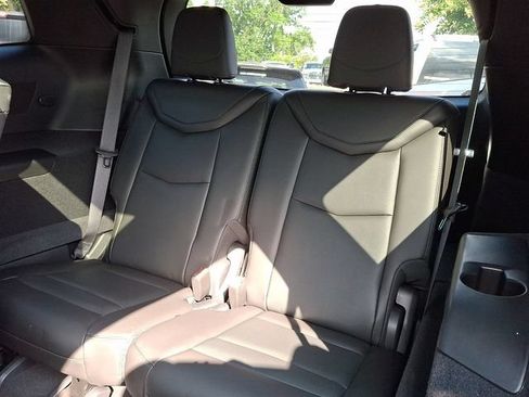 Certified 2025 Cadillac XT6 Sport w/ LPO, Floor Liner Package AWD/4WD image 8