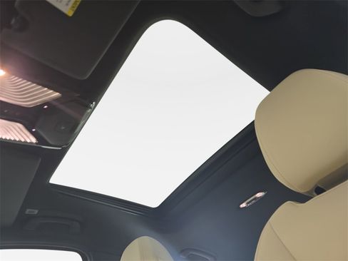 New 2026 BMW 330i xDrive Sedan w/ Premium Package image 30