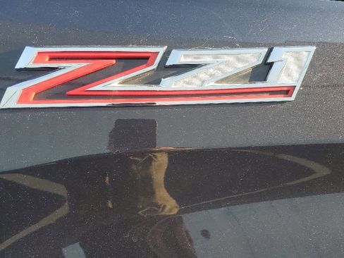 Used 2022 Chevrolet Silverado 1500 RST w/ Convenience Package II AWD/4WD image 6