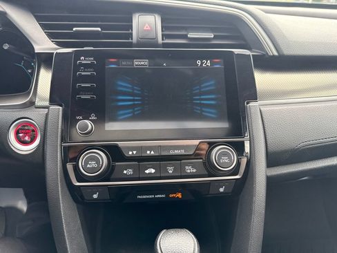 Used 2019 Honda Civic EX image 12