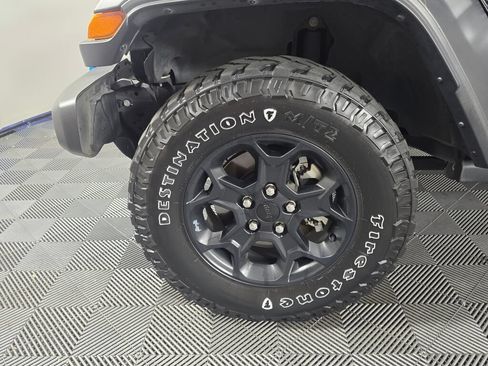 Used 2023 Jeep Wrangler Unlimited w/ Cold Weather Group AWD/4WD image 10