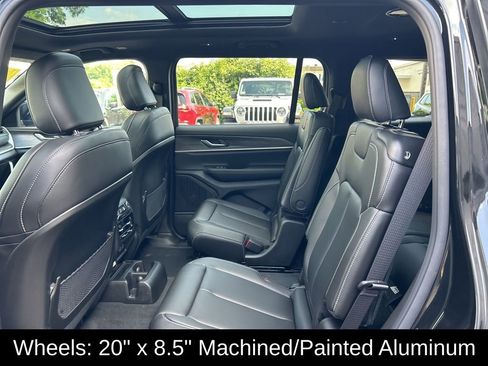 New 2025 Jeep Grand Cherokee L Limited image 36