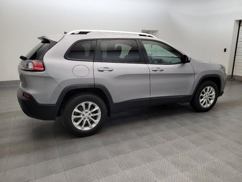 Used 2020 Jeep Cherokee Latitude AWD/4WD image 10