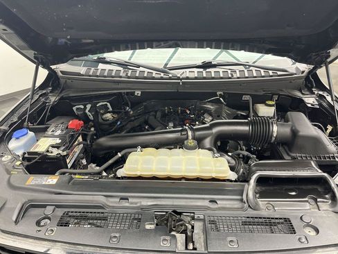 Used 2022 Ford Expedition Limited AWD/4WD image 34
