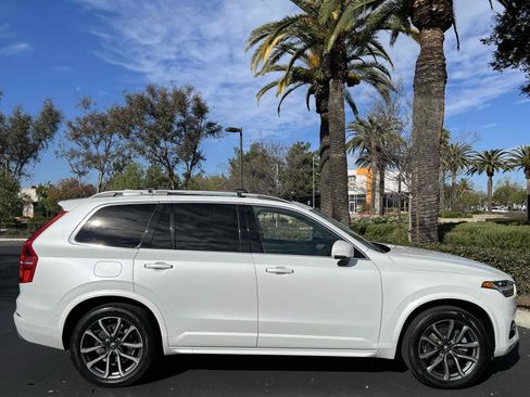 Used 2018 Volvo XC90 T6 Momentum w/ Convenience Package image 15