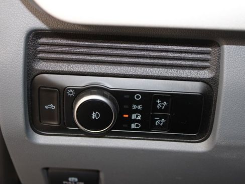 Used 2024 Ford F250 XLT image 42