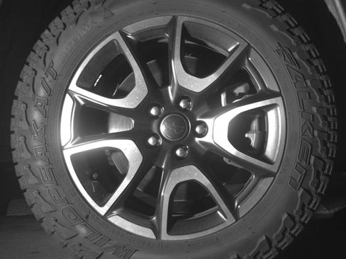Used 2025 Jeep Compass Trailhawk AWD/4WD image 12