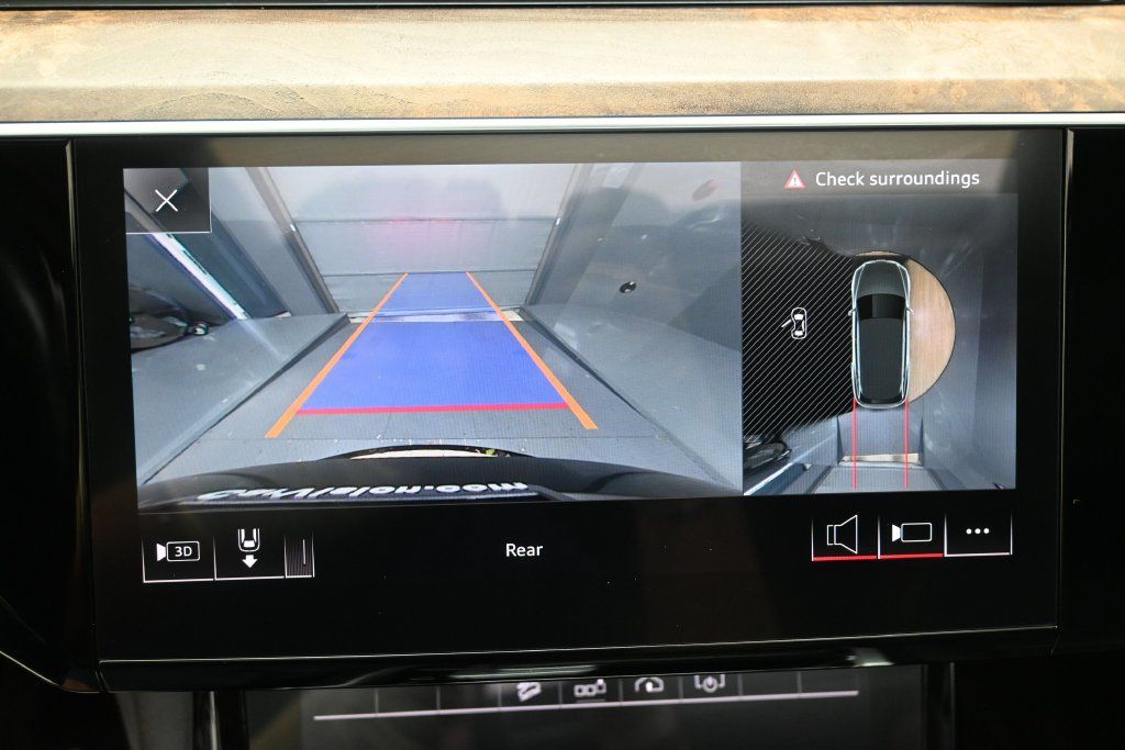 Used 2019 Audi e-tron Premium Plus AWD/4WD image 15