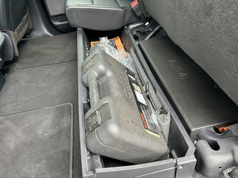 Used 2023 Ford F250 Lariat w/ Lariat Ultimate Package image 21