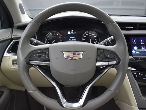 Certified 2023 Cadillac XT6 Premium Luxury w/ LPO, Floor Liner Package AWD/4WD image 16