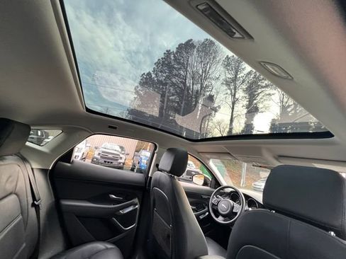 Used 2019 Jaguar E-PACE S image 33
