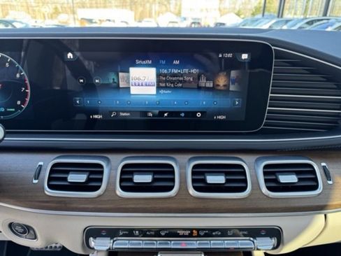 Certified 2022 Mercedes-Benz GLS 450 4MATIC image 17