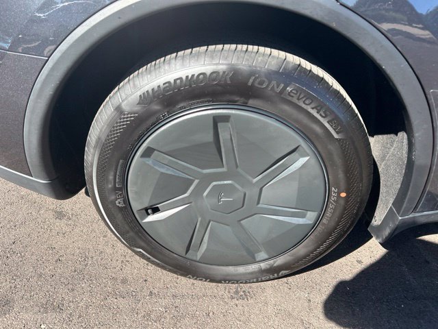 Used 2026 Tesla Model Y Long Range AWD/4WD image 11