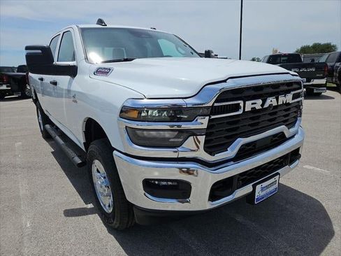 New 2026 RAM 2500 Tradesman AWD/4WD image 41