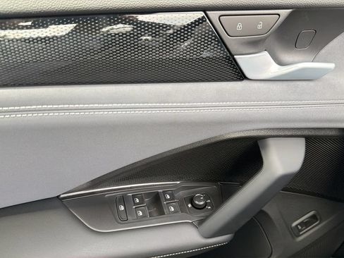 New 2026 Volkswagen Tiguan SE R-Line FWD image 20