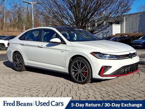 Certified 2025 Volkswagen Jetta GLI Autobahn image 1