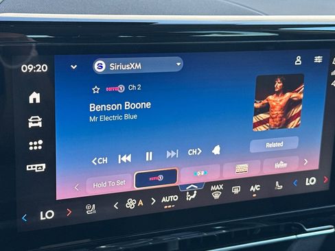 New 2026 Lincoln Nautilus Premier w/ Jet Appearance Package image 17