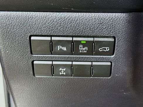 Used 2016 Lexus NX 200t AWD image 17