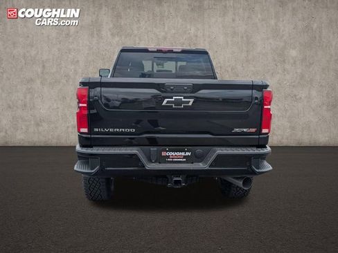 New 2026 Chevrolet Silverado 2500 ZR2 AWD/4WD image 6