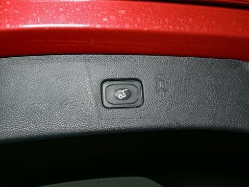 Used 2024 Ford Edge SEL w/ Convenience Package image 12