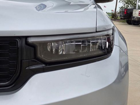 Used 2025 Jeep Grand Cherokee L Laredo RWD image 33
