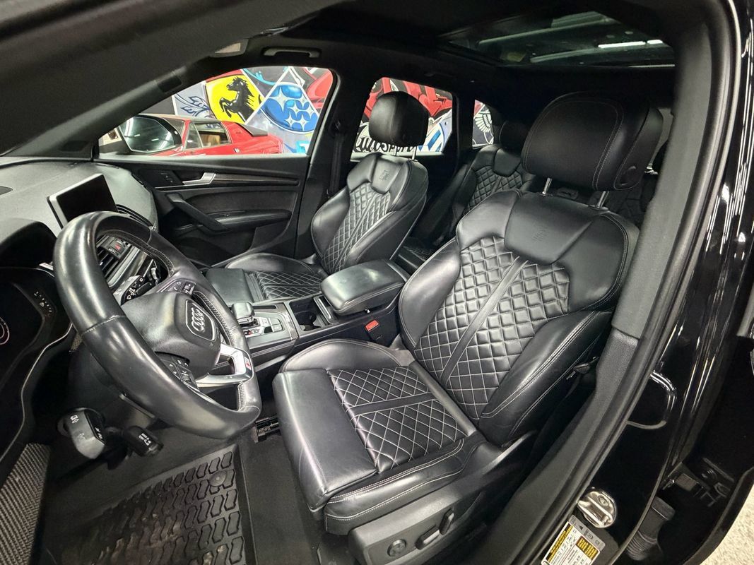 Used 2018 Audi SQ5 Premium Plus w/ Navigation Package AWD/4WD image 11