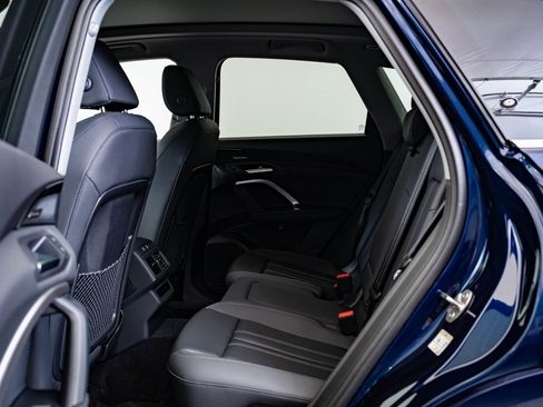 New 2025 Audi Q5 2.0T Premium Plus image 44