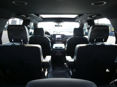 Used 2020 Ford Expedition Limited w/ Special Edition Package AWD/4WD image 20