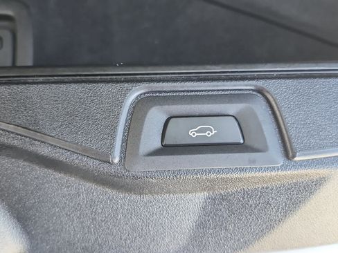Used 2021 BMW X5 sDrive40i w/ Premium Package RWD image 29