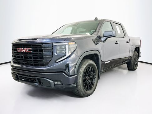 Used 2024 GMC Sierra 1500 Elevation image 3