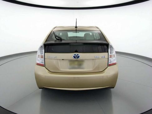 Used 2011 Toyota Prius Three image 4