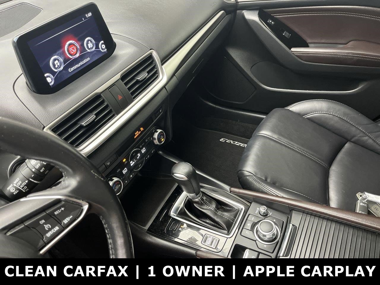 Used 2018 MAZDA MAZDA3 Touring FWD image 14